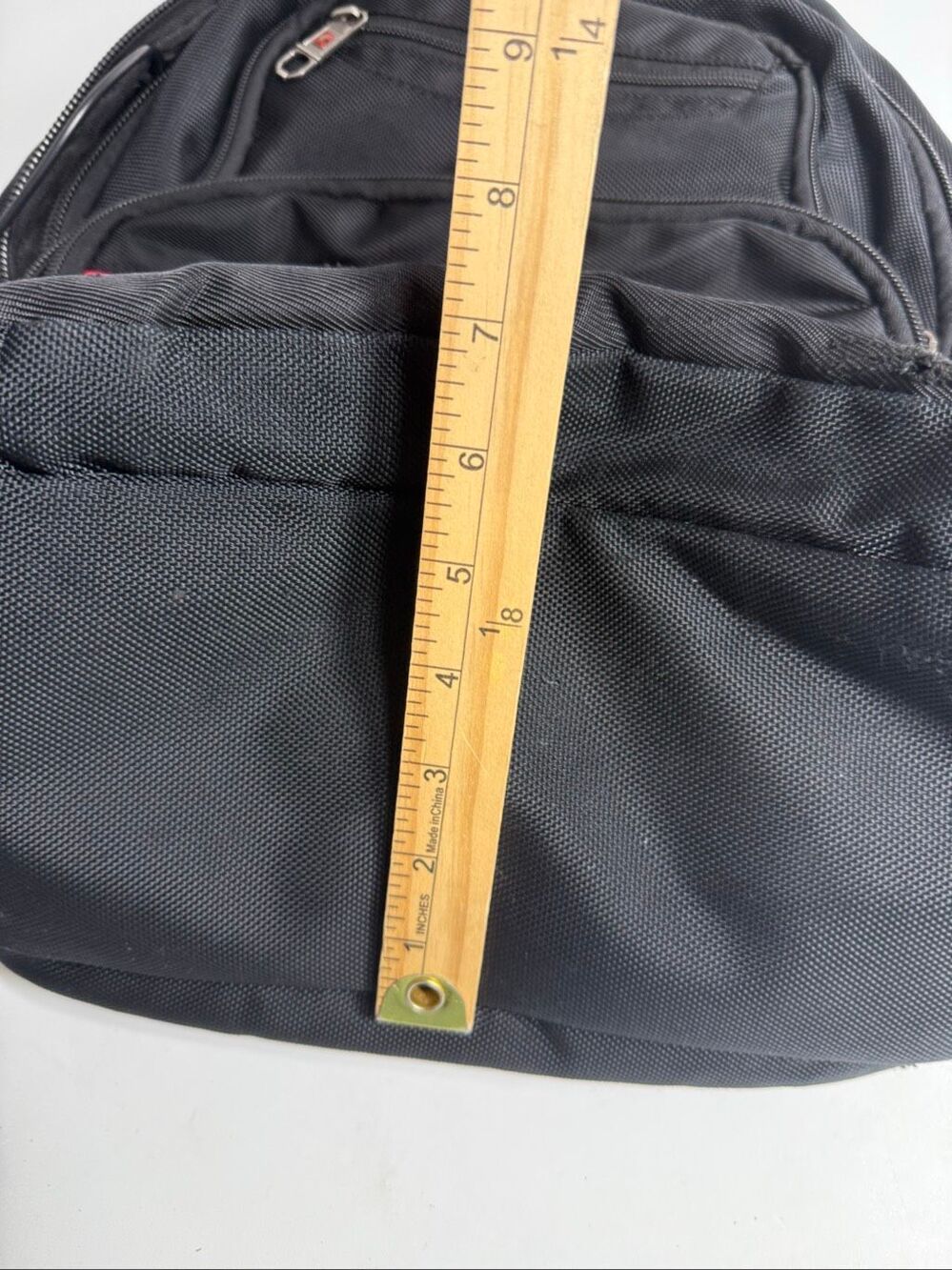 Swiss Tech Navigator Backpack - Picture 16 of 16